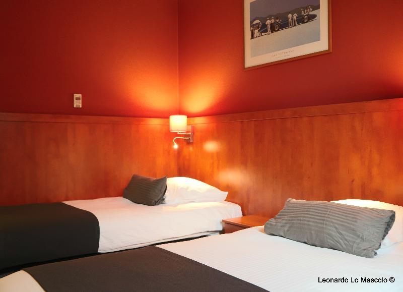 Hotel De L'univers 3*
