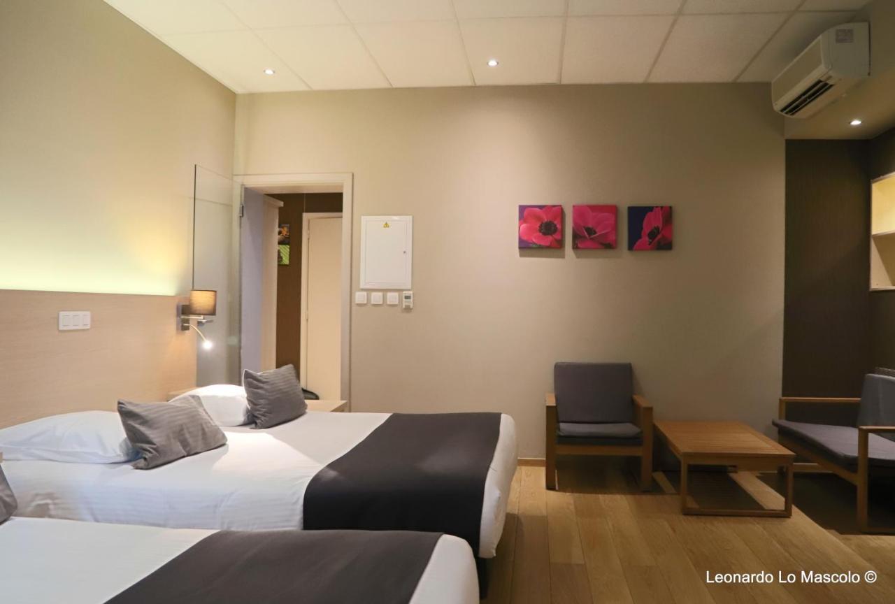 De L'univers Hotel 3*